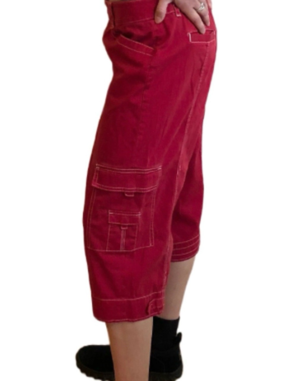 Bundle of two new Coldwater Creek ivy Deep Red and Navy Blue Cargo Capri pants.